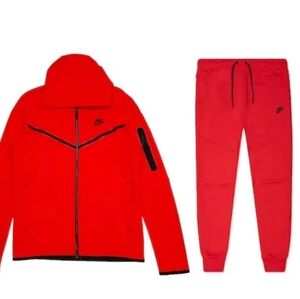 Nike SportsWear Tech Fleece Zip up tracksuit- University Red (3rd season)